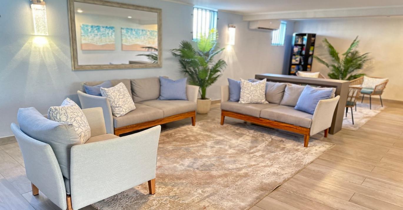 Blue Haven guest lounge