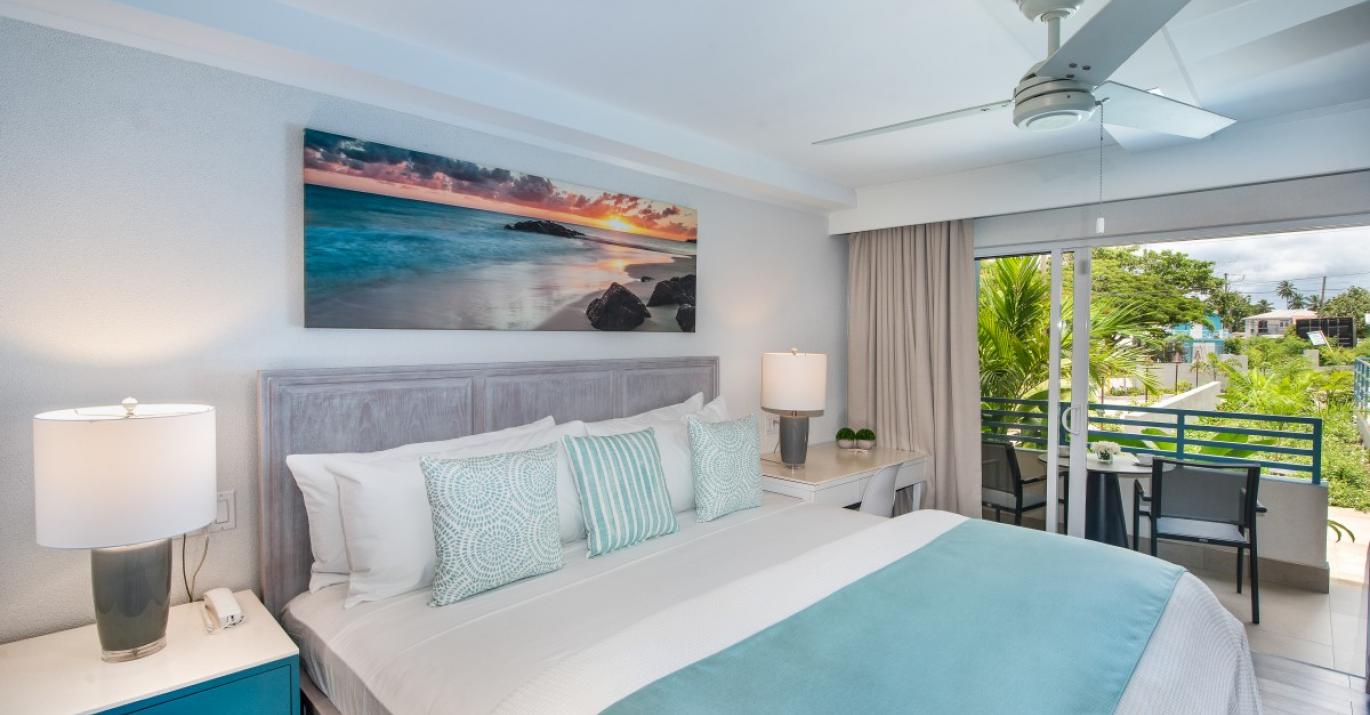 Blue Haven king patio