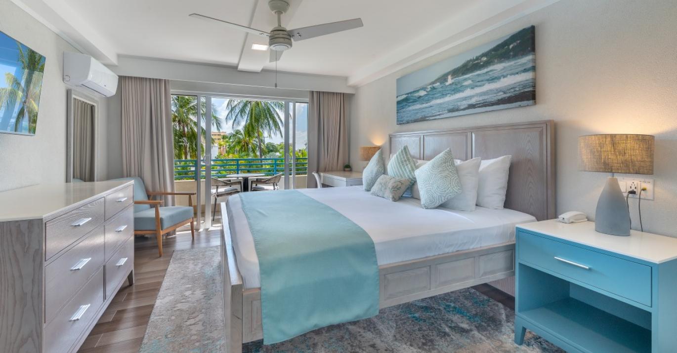 Blue Haven superior studio