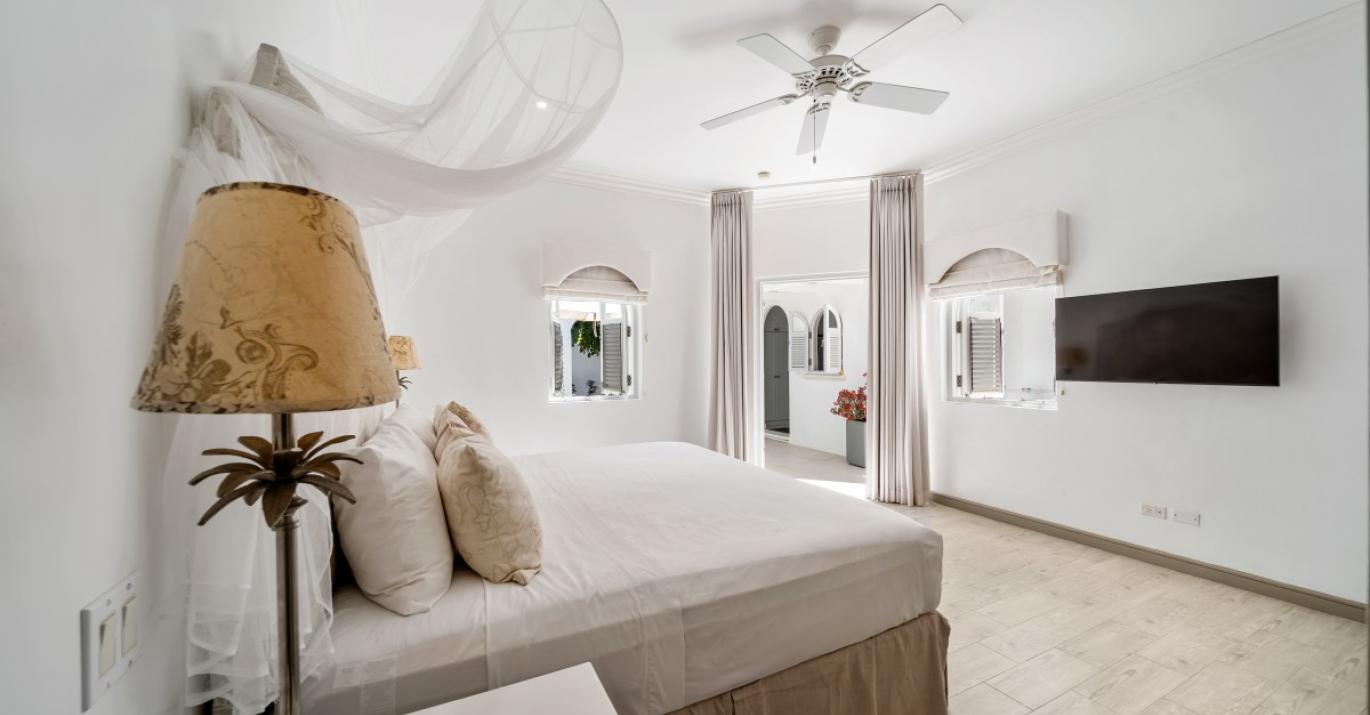 Cassia 5 cottage bedroom