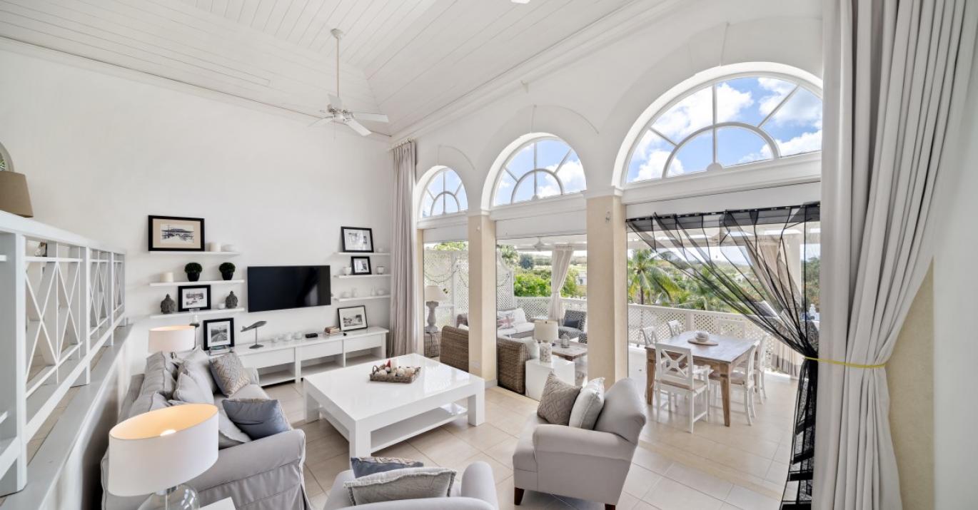 Cassia 5 living room