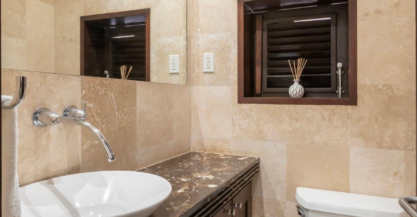 coral cove 1 half bath