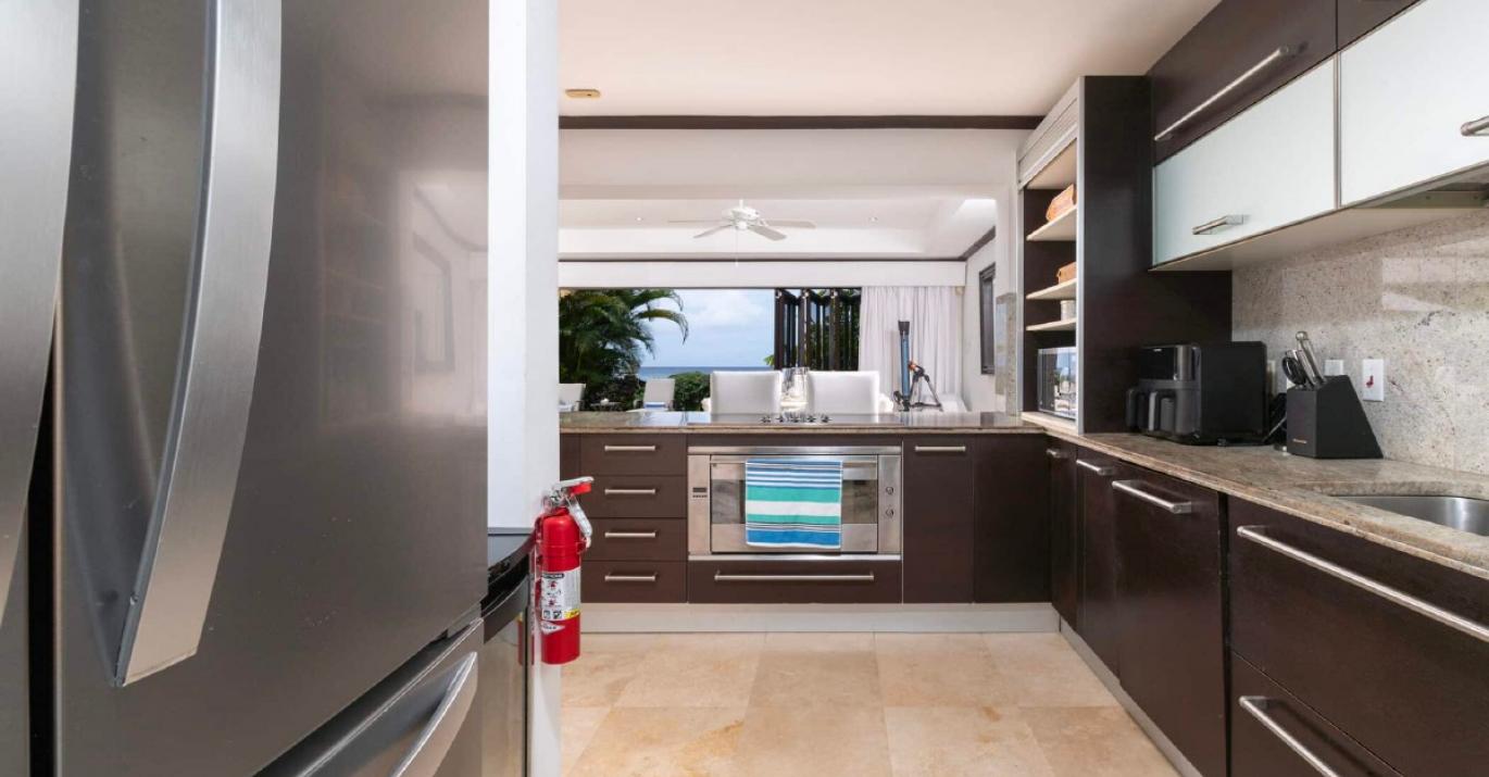 coral cove 1 kitchen