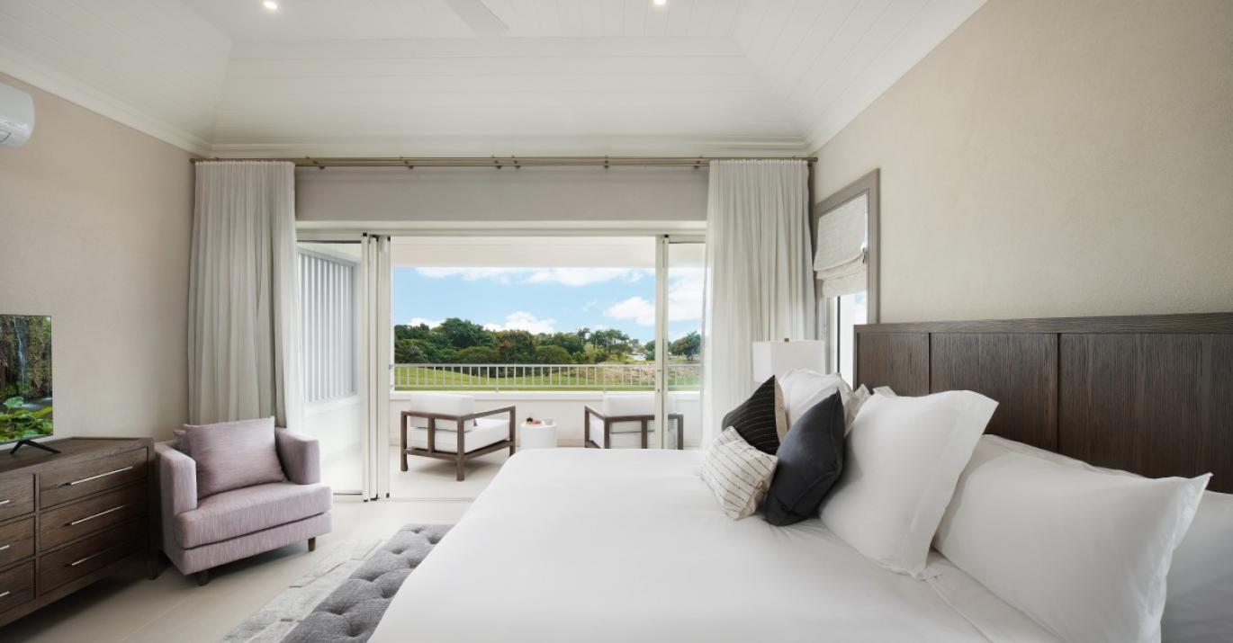 Courtyard Villa master bedroom 2