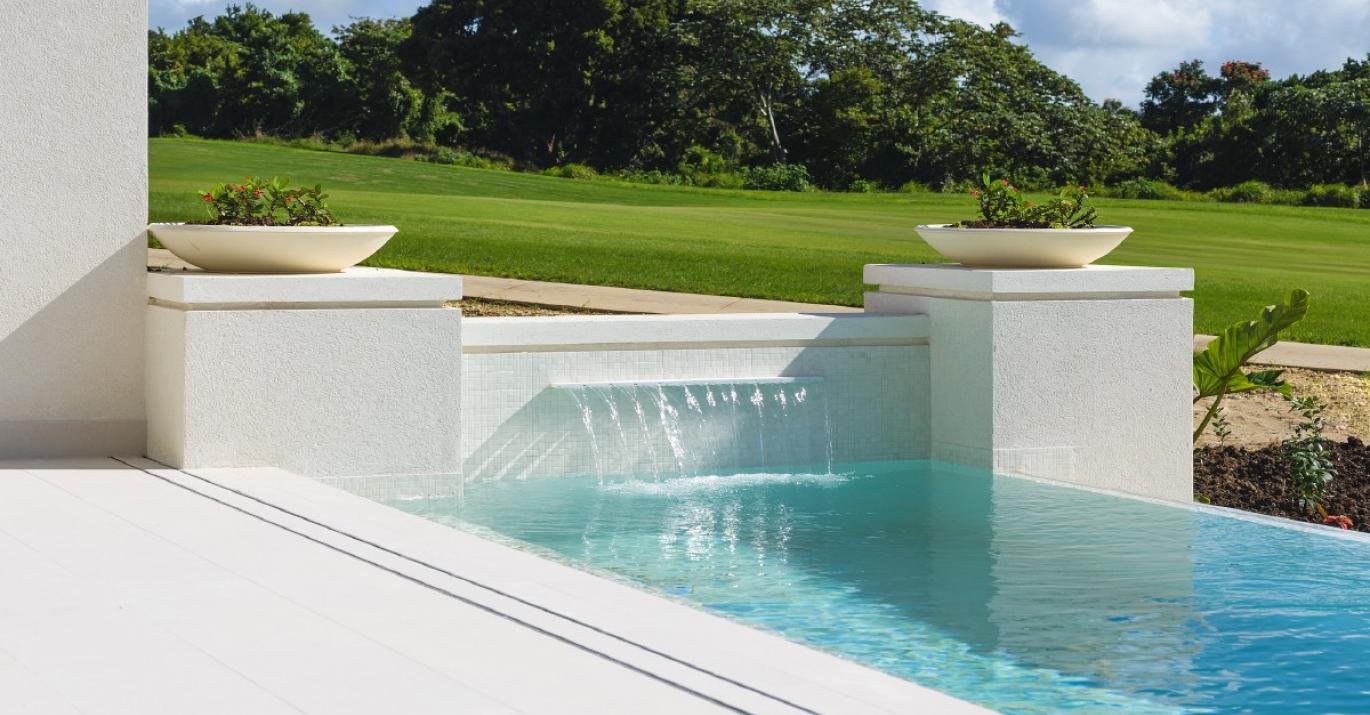 Courtyard Villa pool