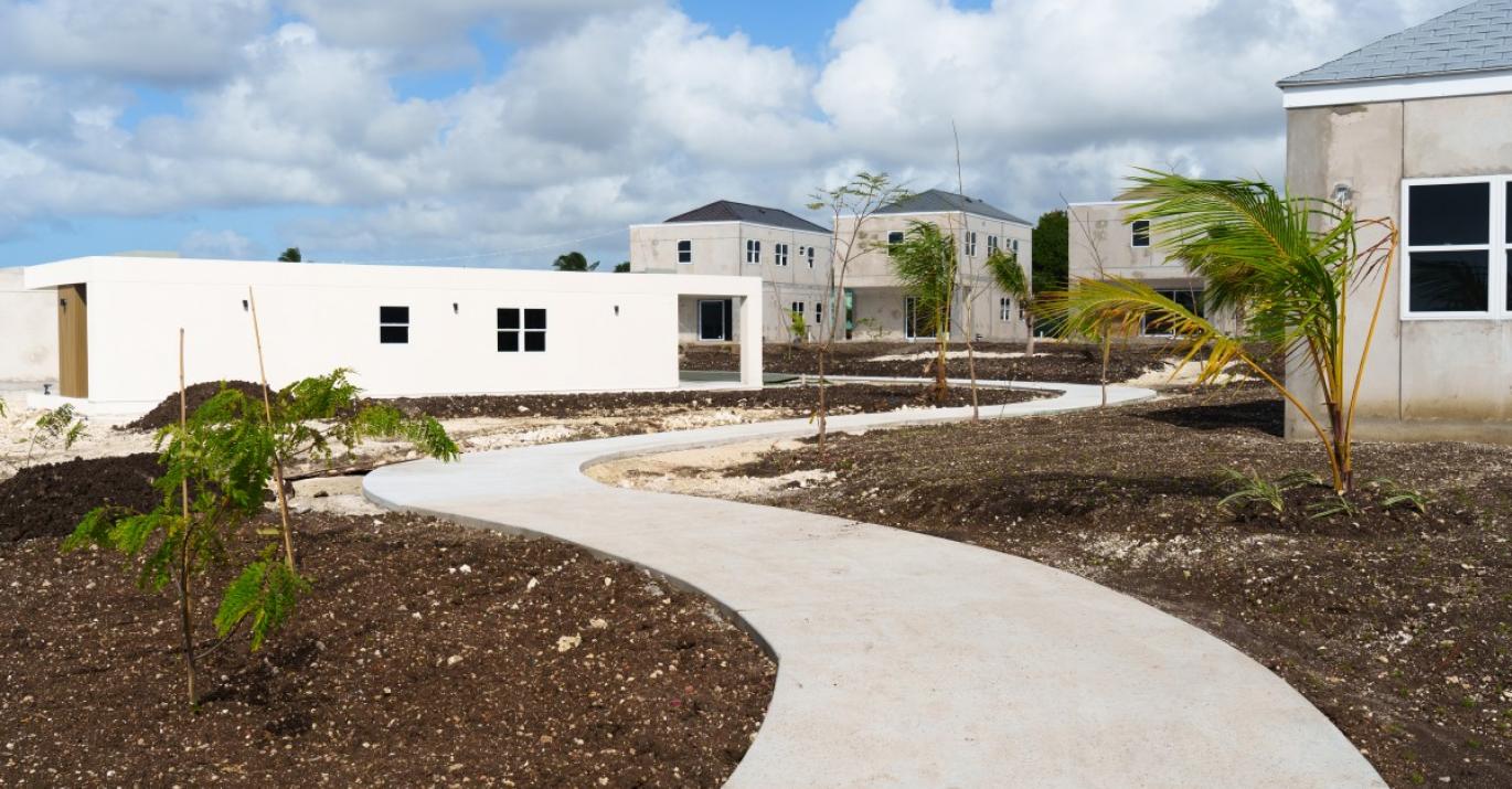 Coverley Evergreen entrance