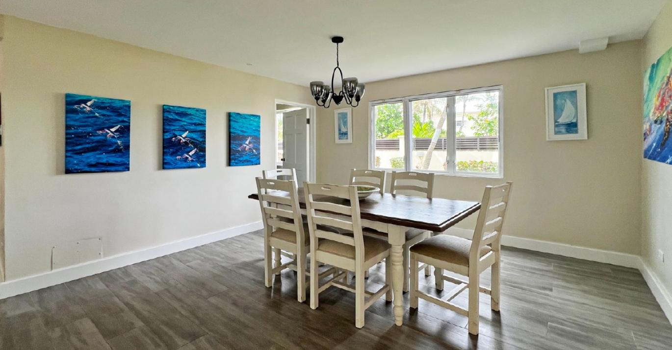 Dawlish dining area