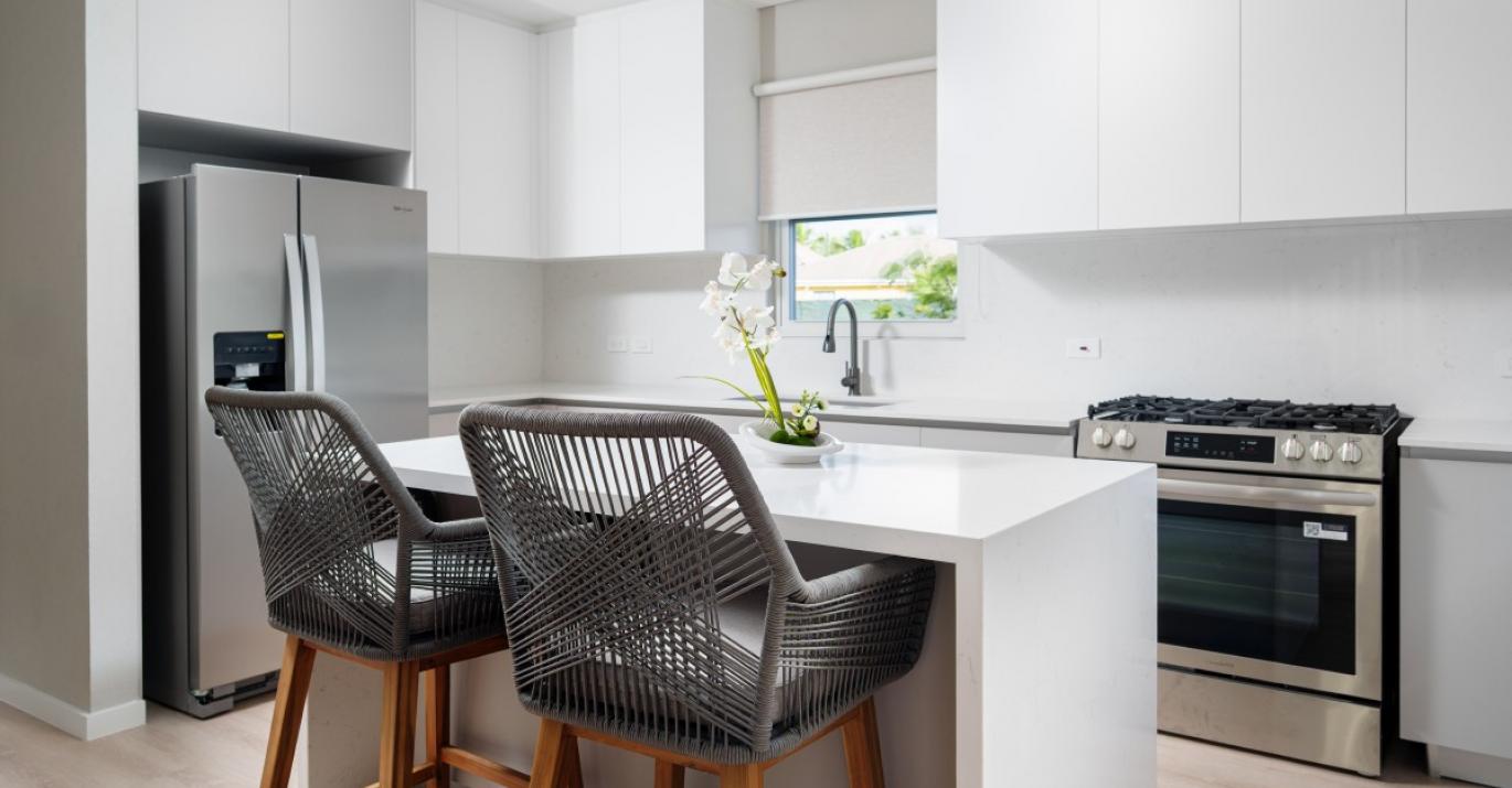 Evergreen fitted kitchen