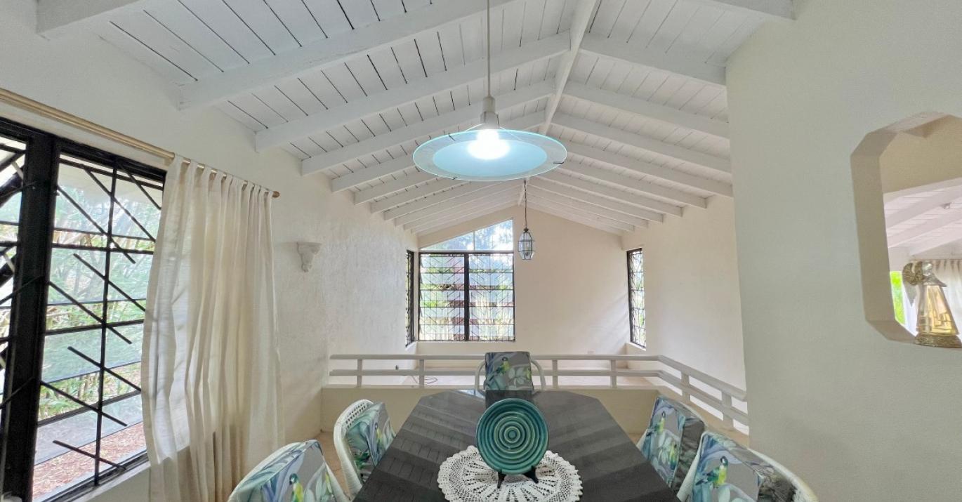 golden acre 2 dining