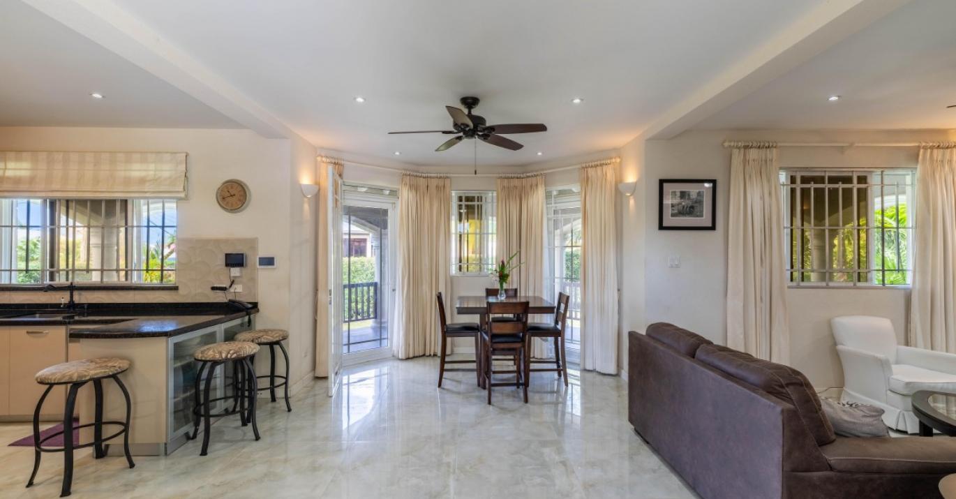 Halls villa 2 open kitchen