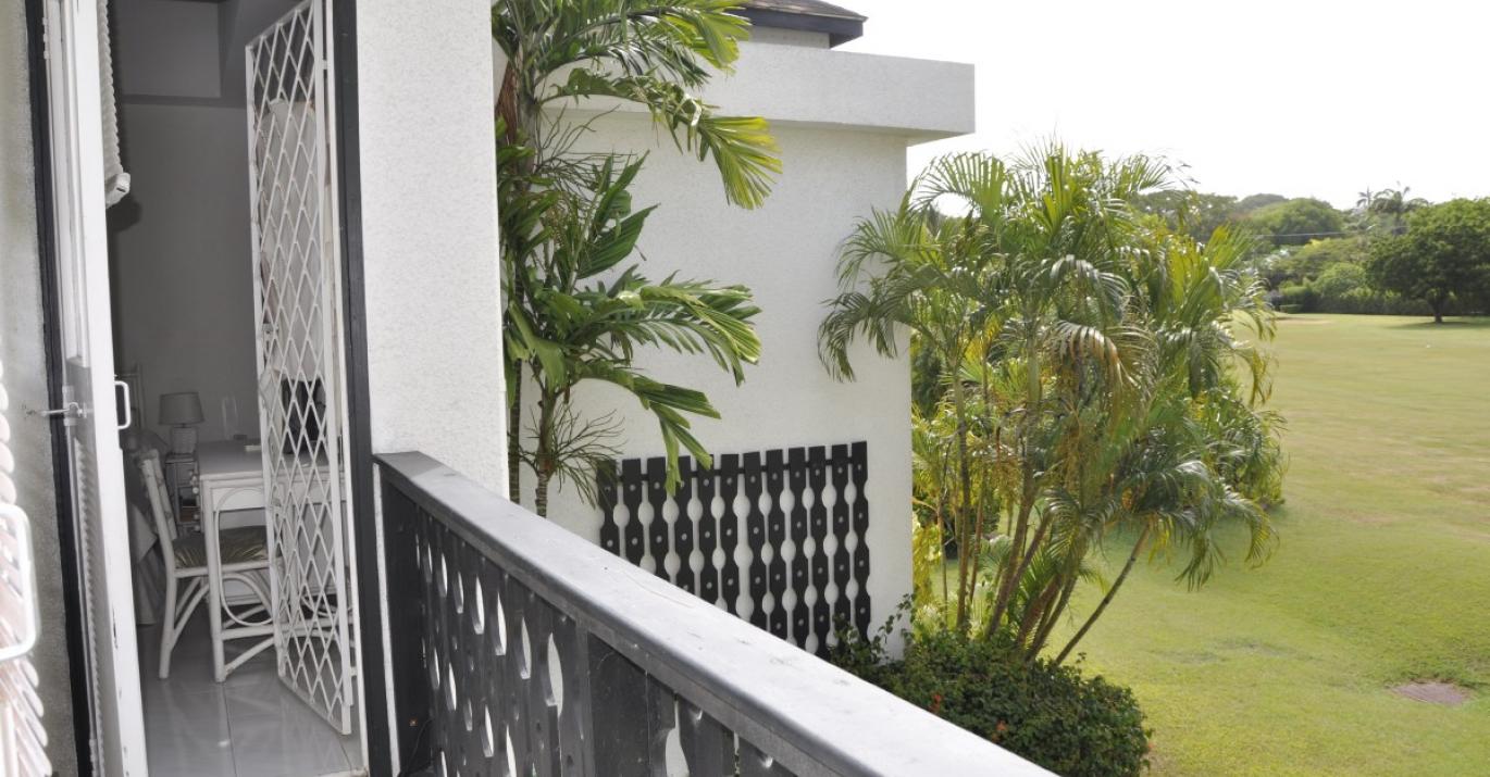 harmony 22 overlooking fairways