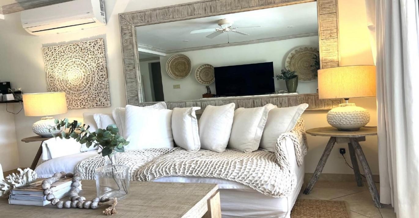 heron court 12 living room