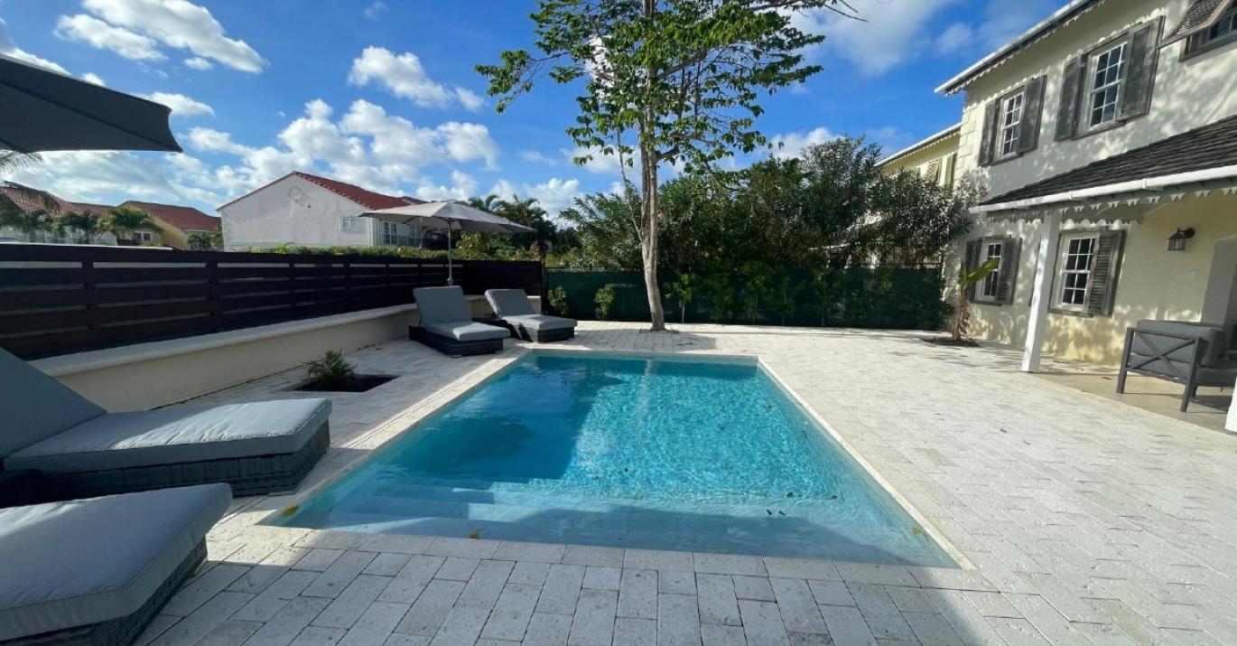 heron court 12 pool yard