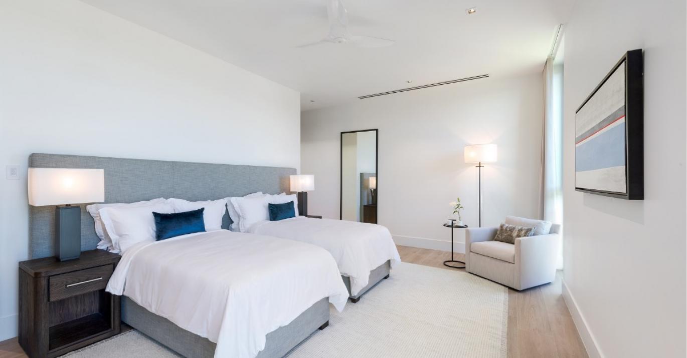 Hilltop twin room 001