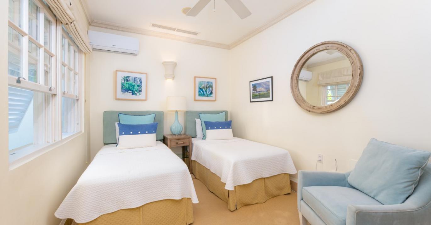 Howzat cottage bedroom