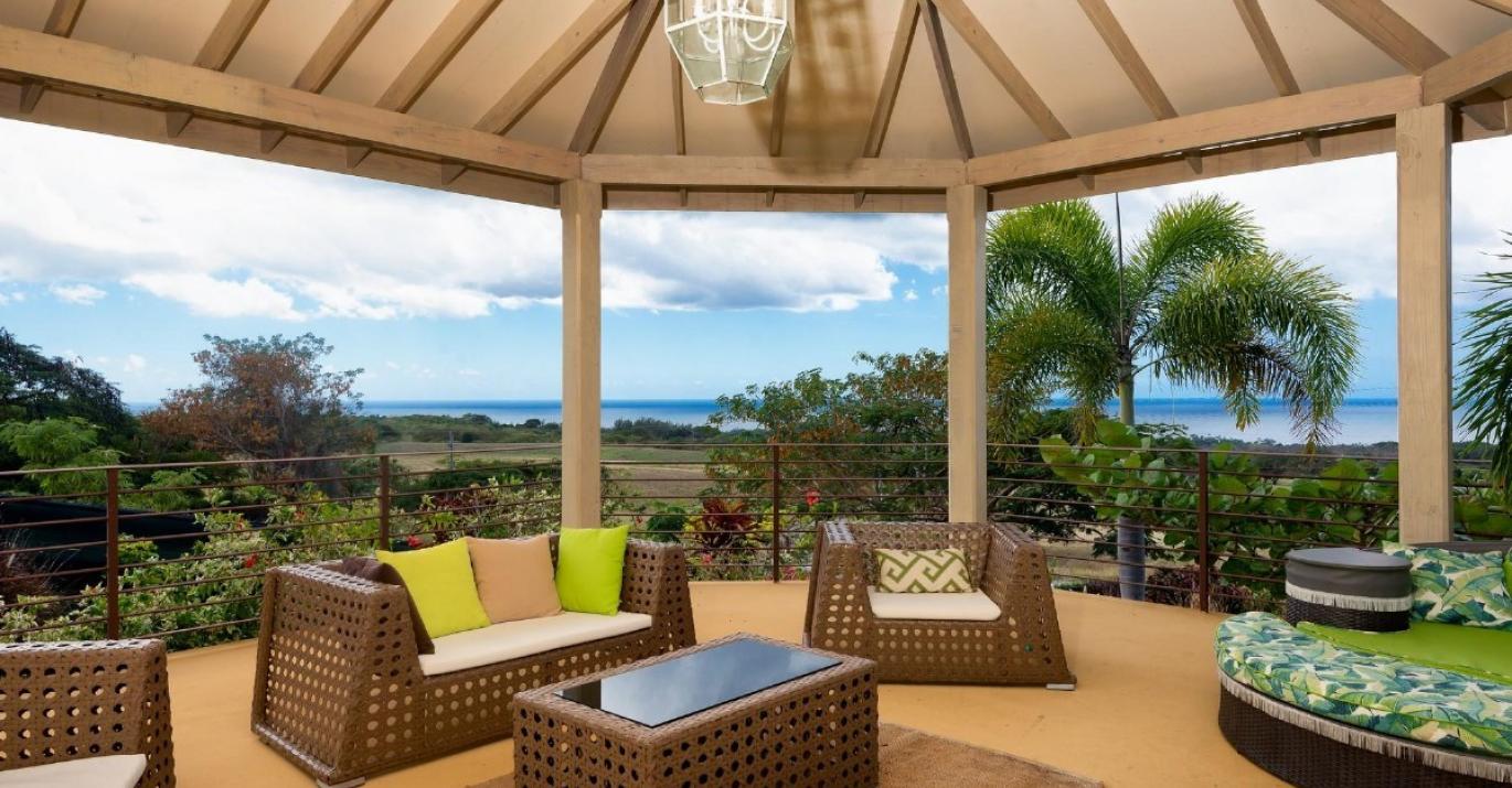 La Maison Michelle gazebo