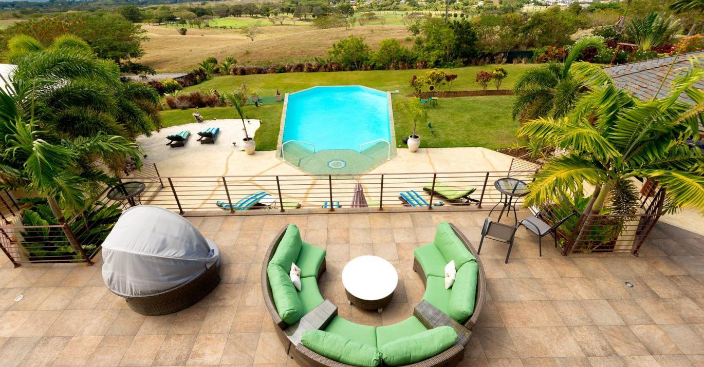 La Maison Michelle western scenery