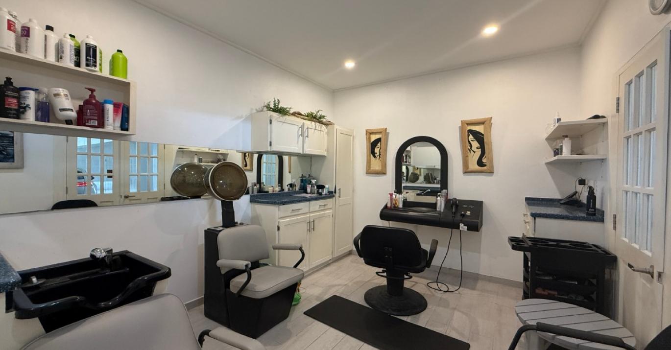 lighthouse bay 104 salon