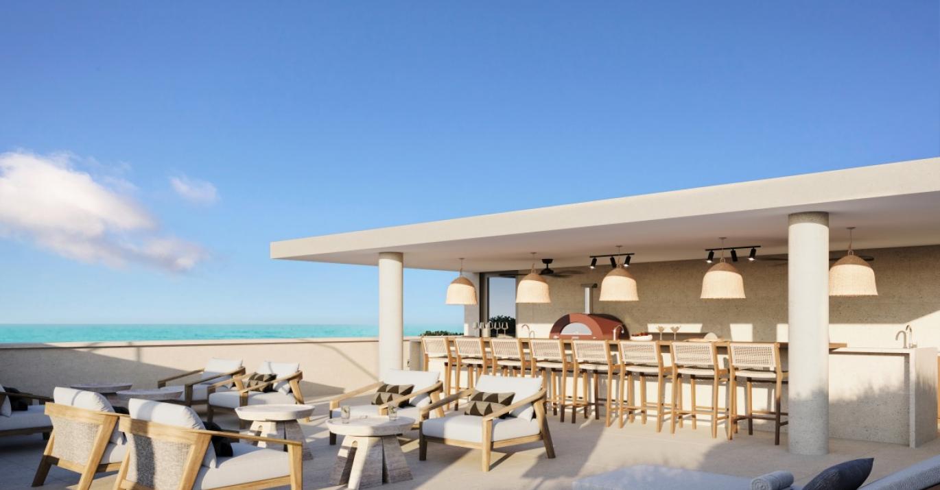 Luna Mare rooftop bar