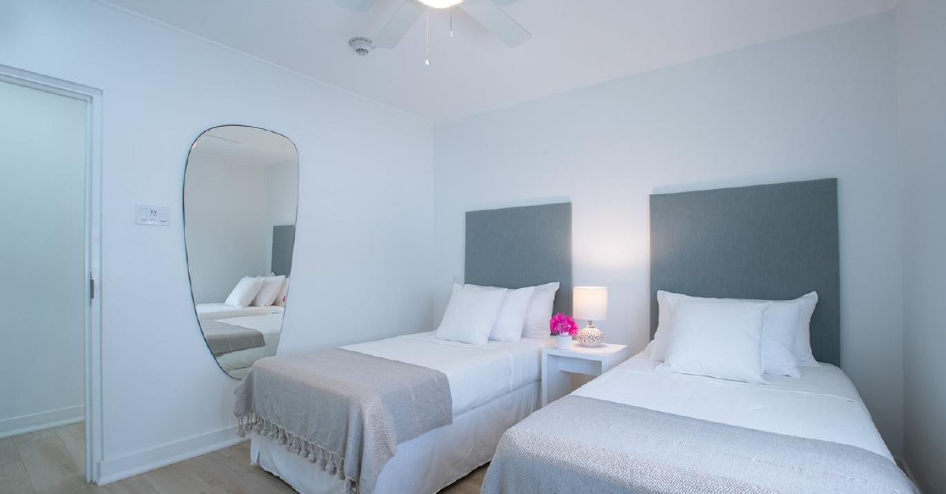 Mullins Grove G2-5 twin room