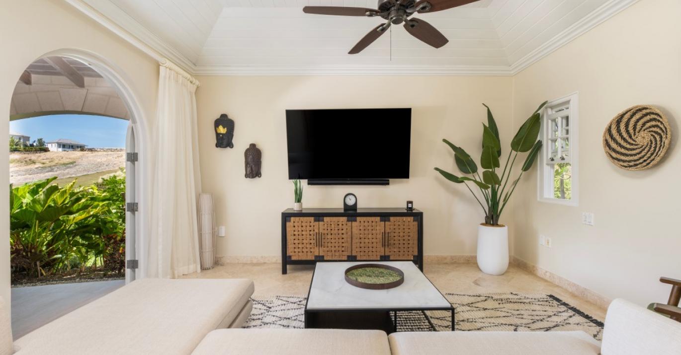 one love bedroom 3 as living area