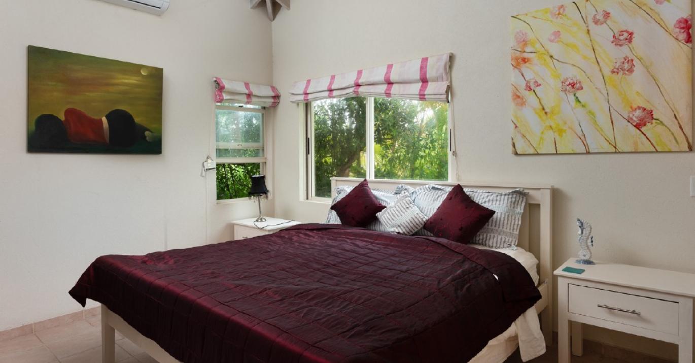 Ravello bedroom