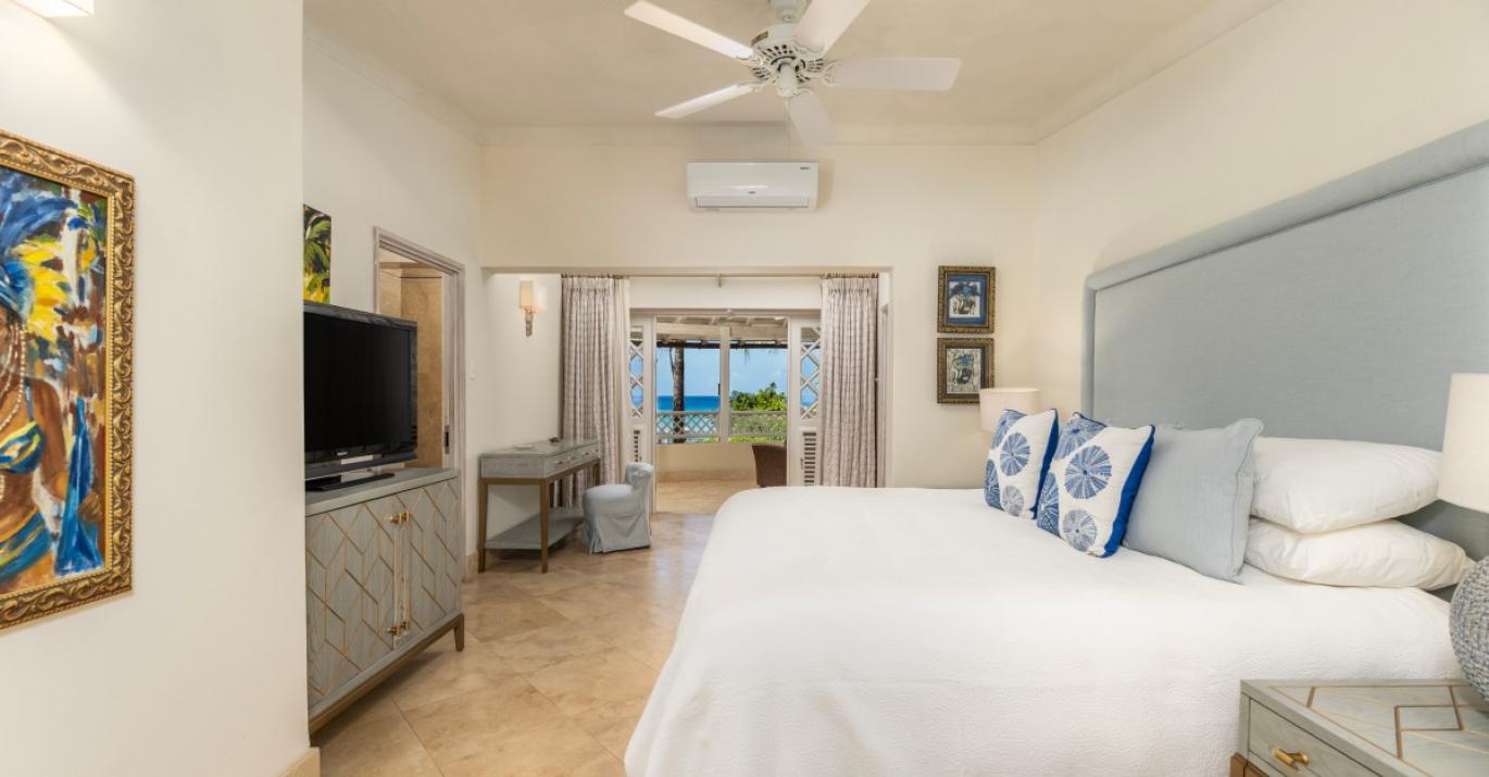 Sandalo third bedroom