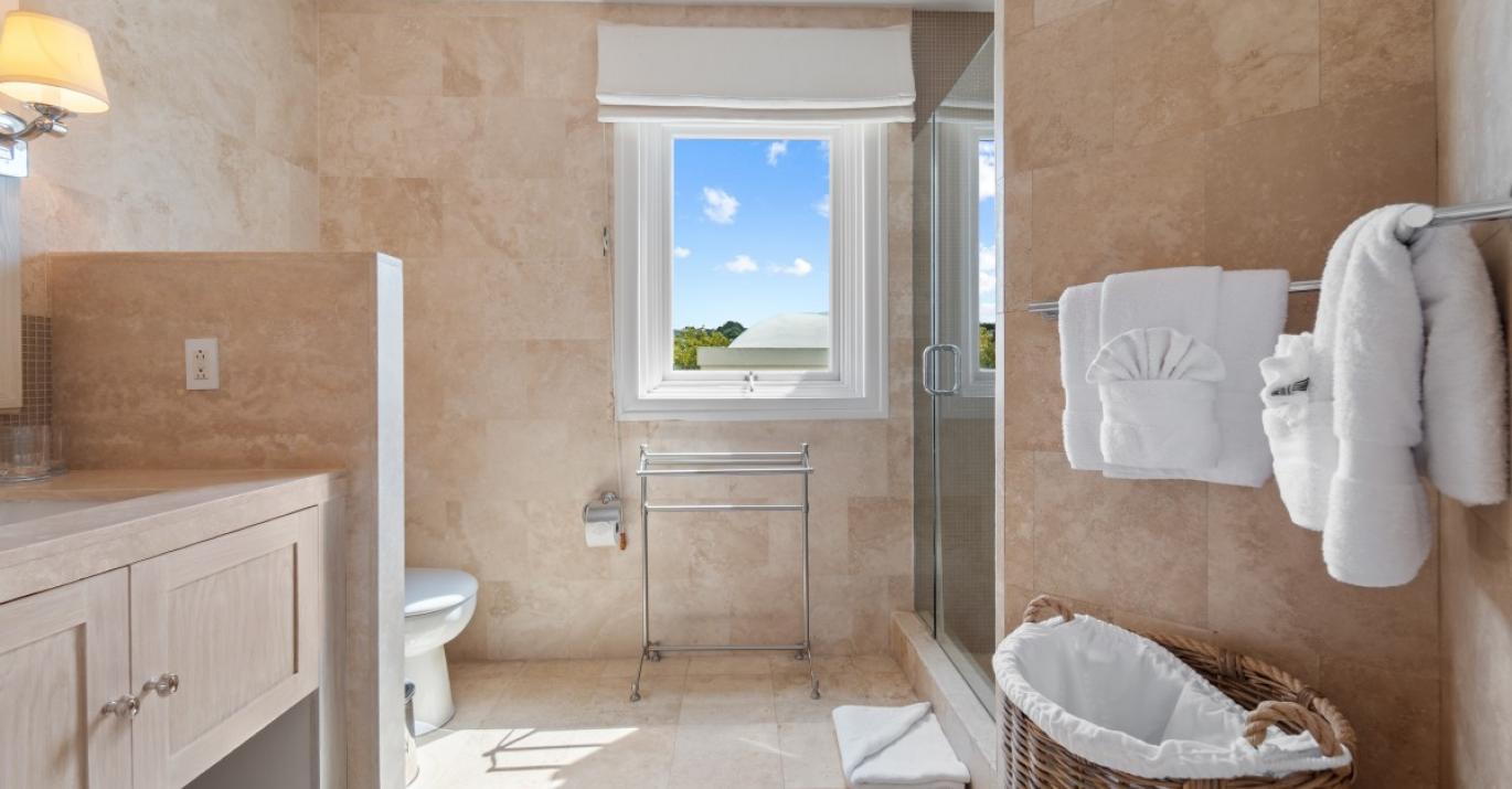 Sandy Cove PH bathroom