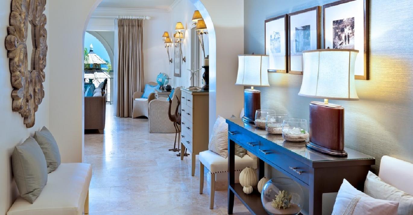 schooner 204 foyer