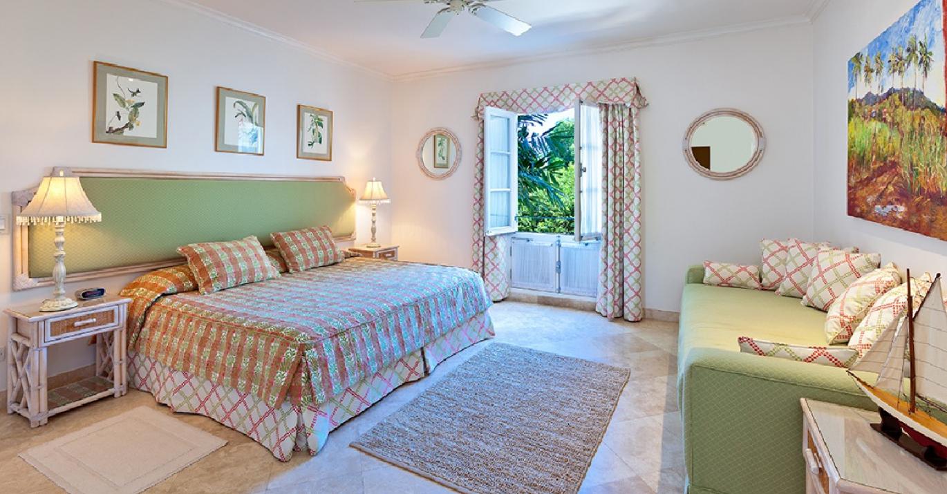 schooner 201 flamboyant bed 2