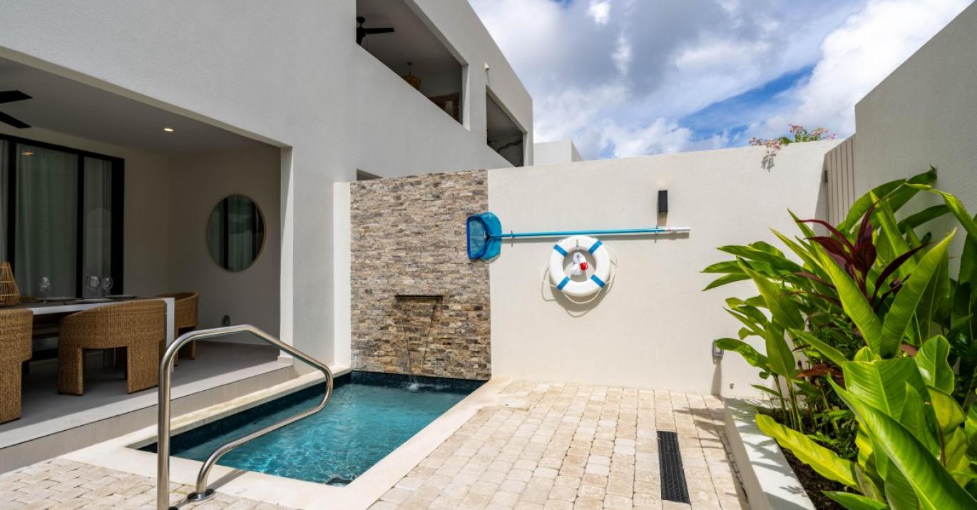 Sorrento 16 plunge pool