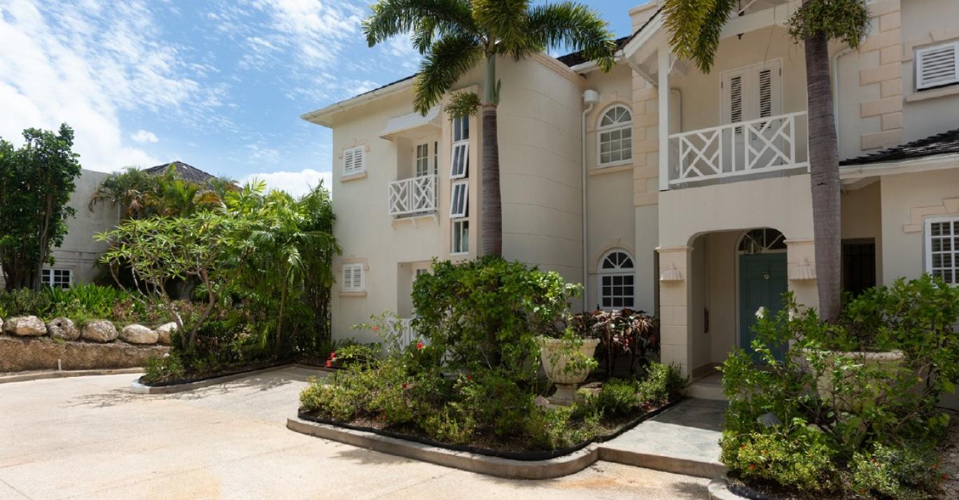 Sugar Hill The Arrows entrance