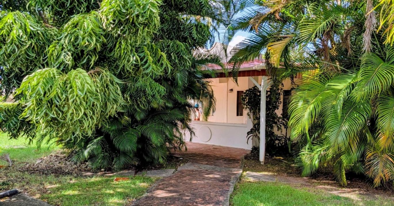 sunset cassia 172 exterior