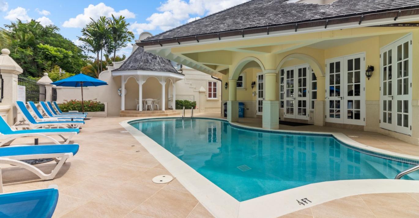 the falls community pool