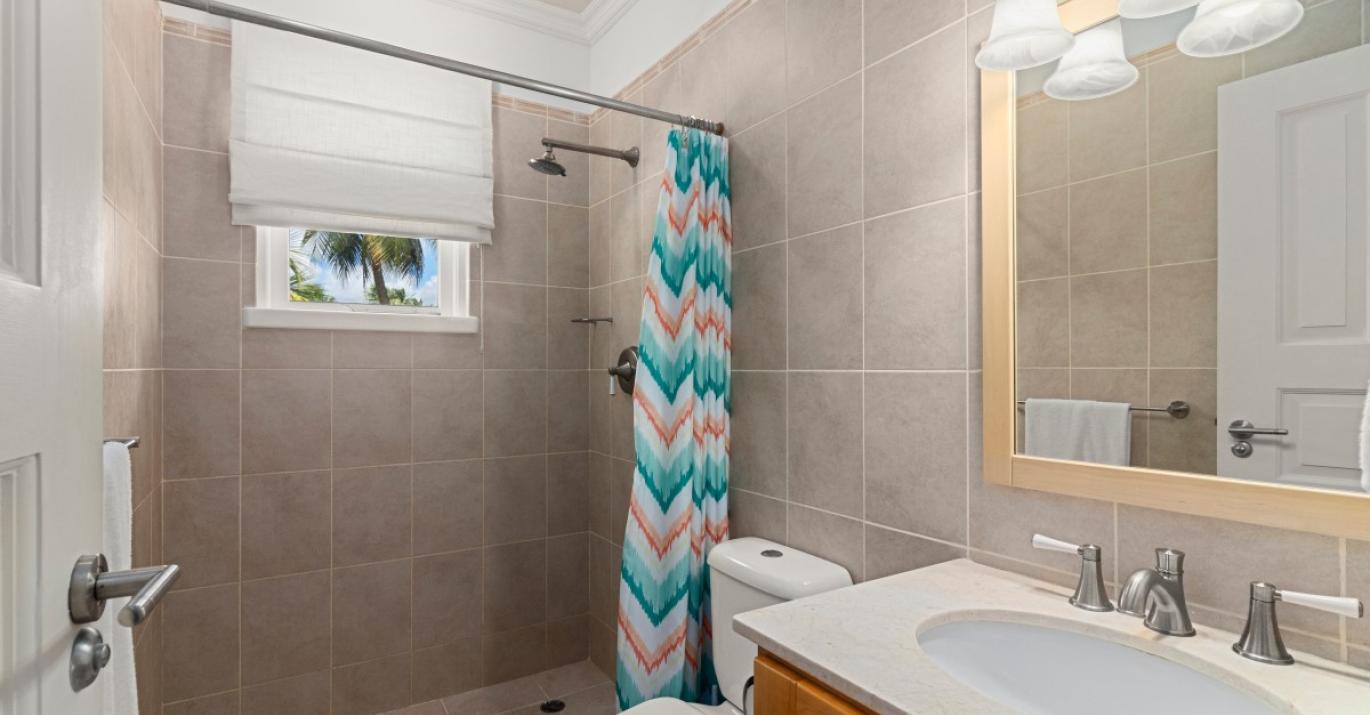 the falls townhouse 15 bathroom