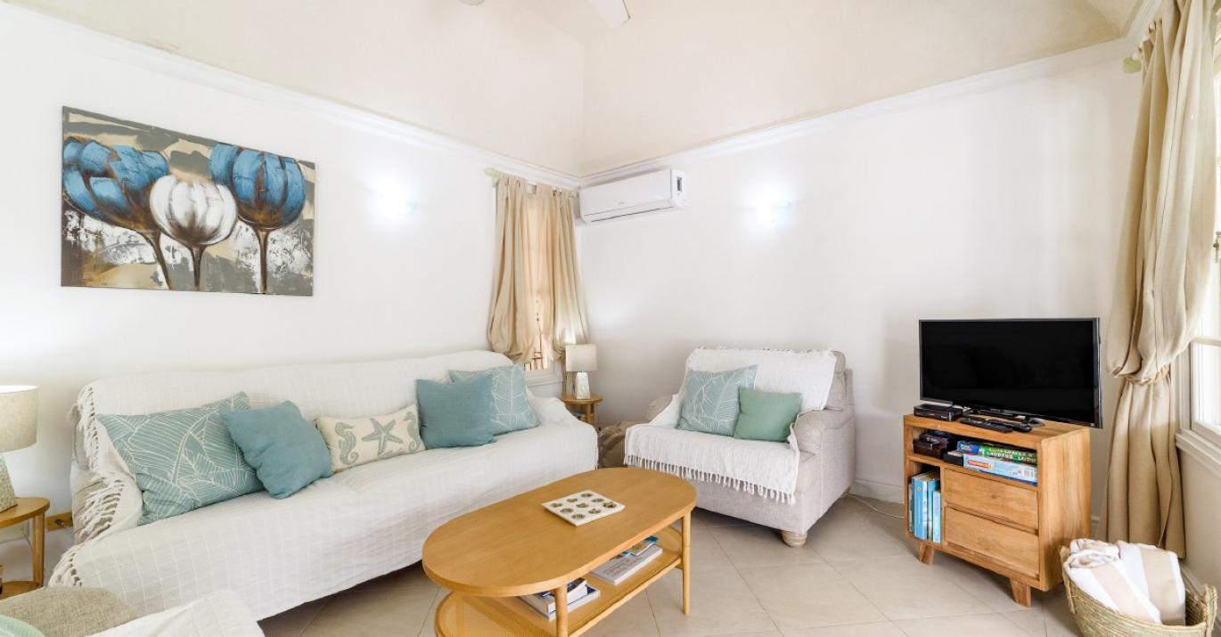 the falls villa 1 living