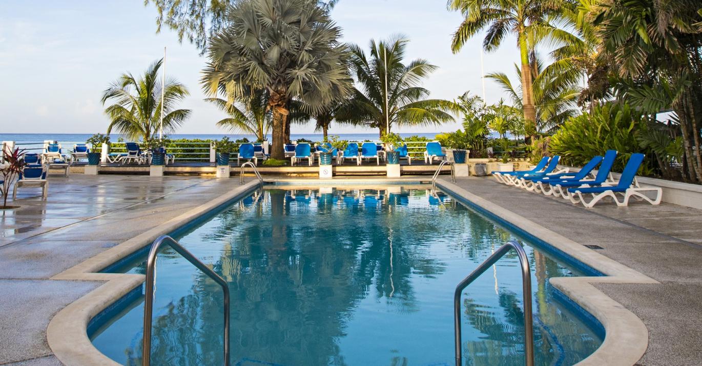 the falls beach house club pool