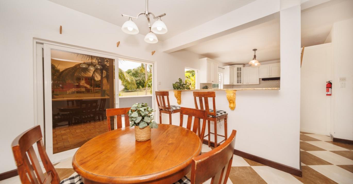 The Lighthouse kitchen dining