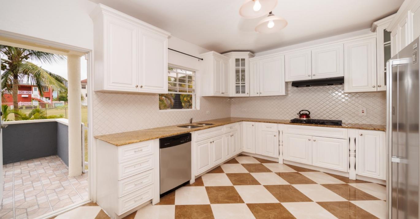 The Lighthouse kitchen entry