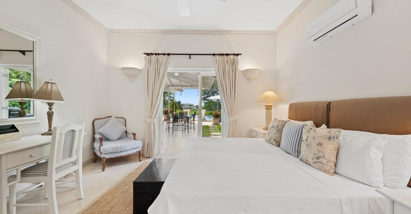 villa rosa bderoom 