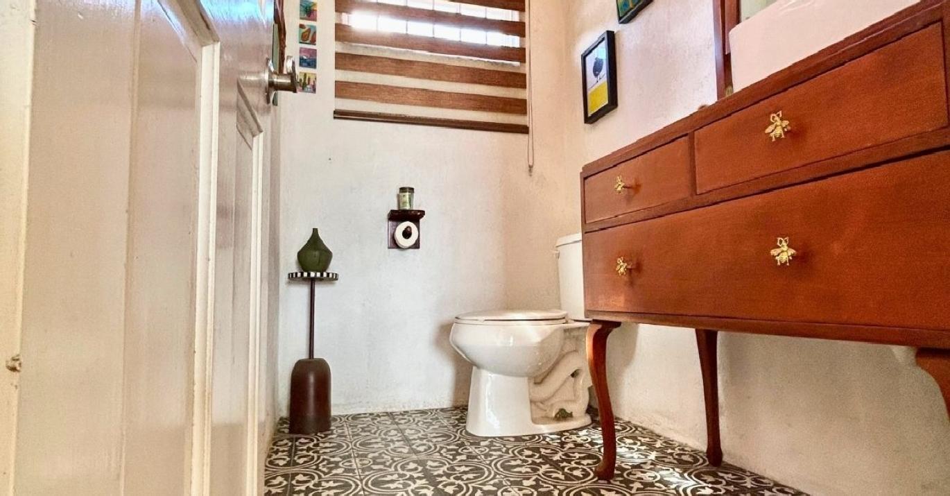 Welches Grove 20 guest toilet