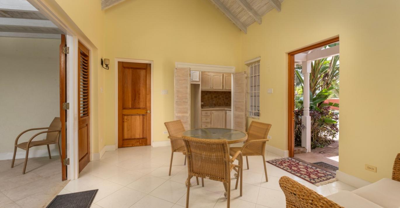 Windswept cottage dining