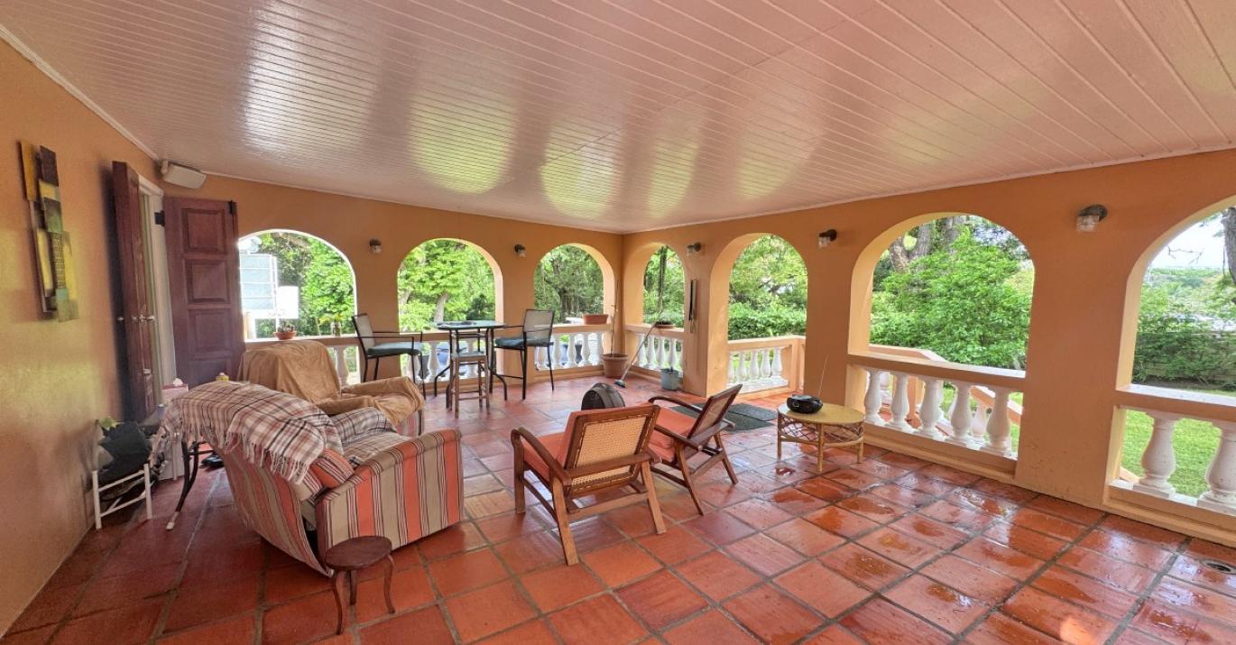 bingen howells X road patio
