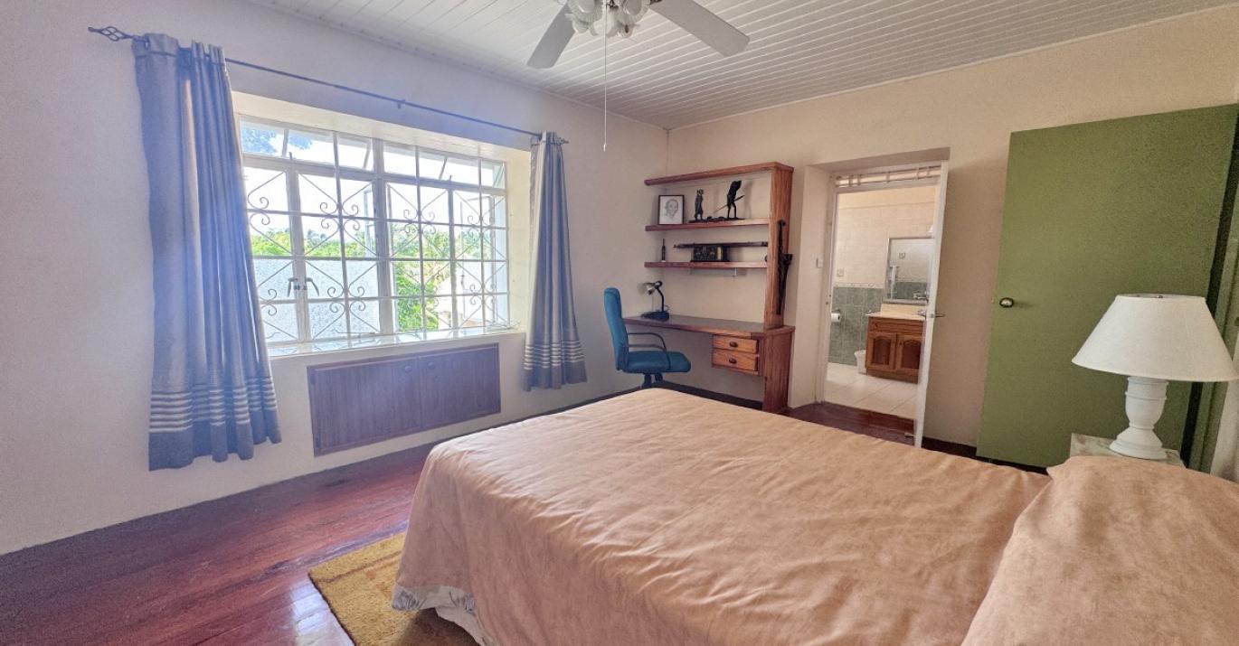 bingen howells X bedroom 3b