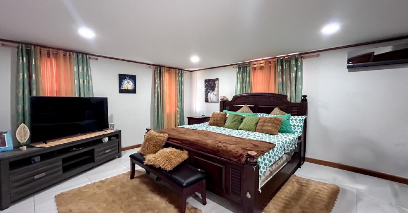 Chancery 5a primary bedroom