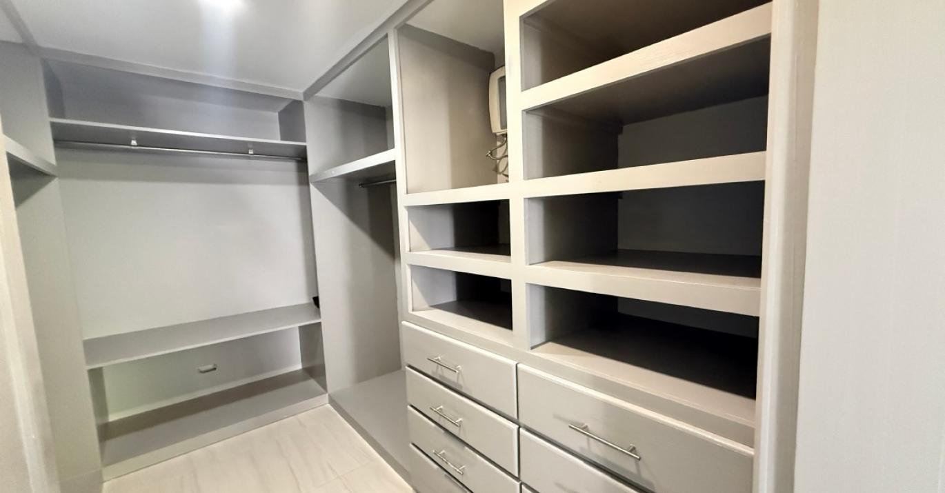 chancery lane 5a closet 21