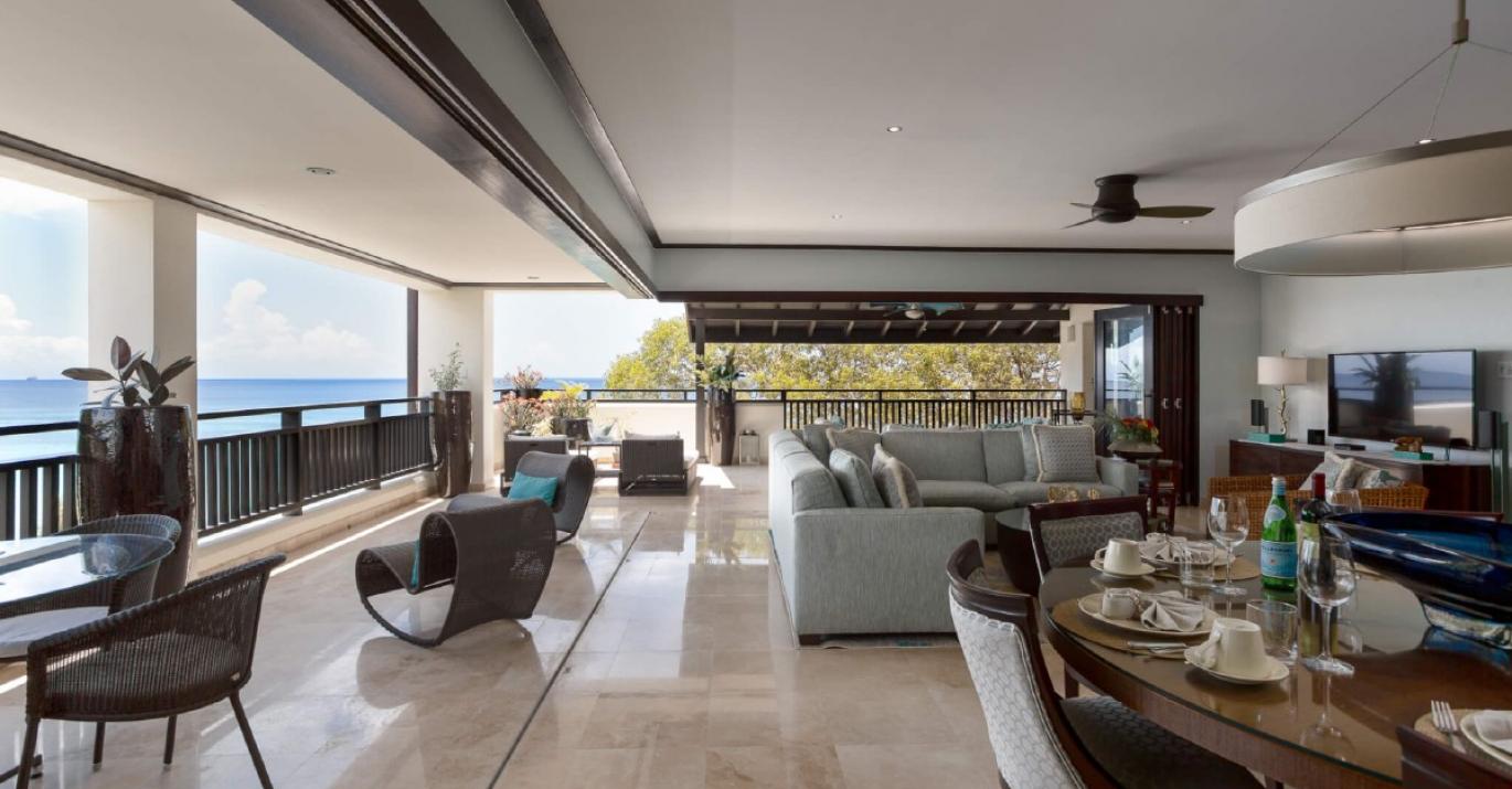 crowsnest covered terrace