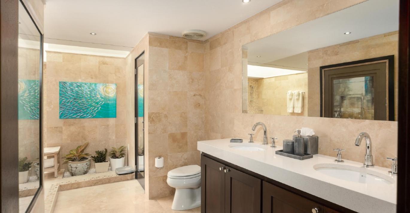 crowsnest master bathroom