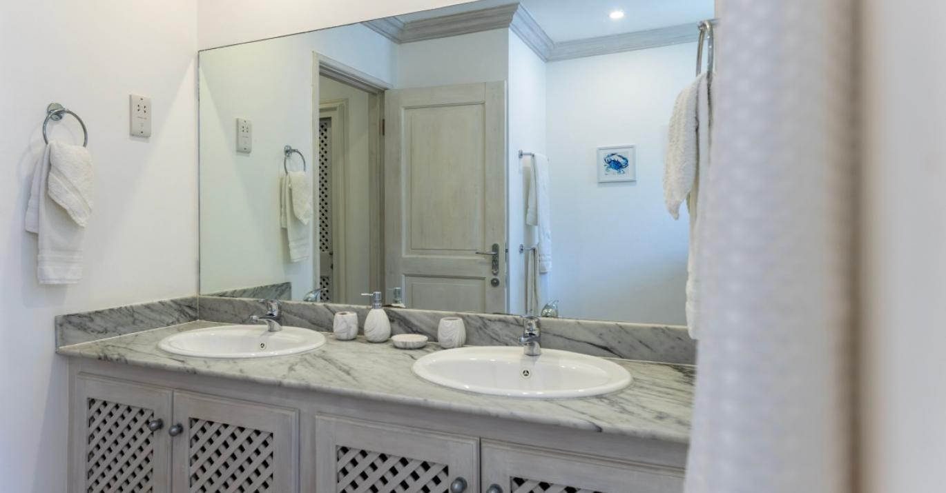 forest hills 33 double vanity