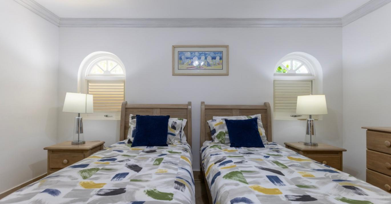 forest hills 33 single beds